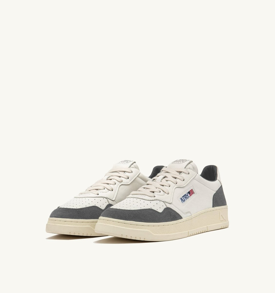 Medalist Low Goat Suede / White/Morel - STER/EO MUCSneakerAutry41White