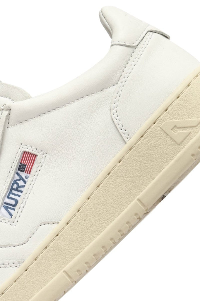 Medalist Low Goat / White - STER/EO MUCLow TopAutry40White