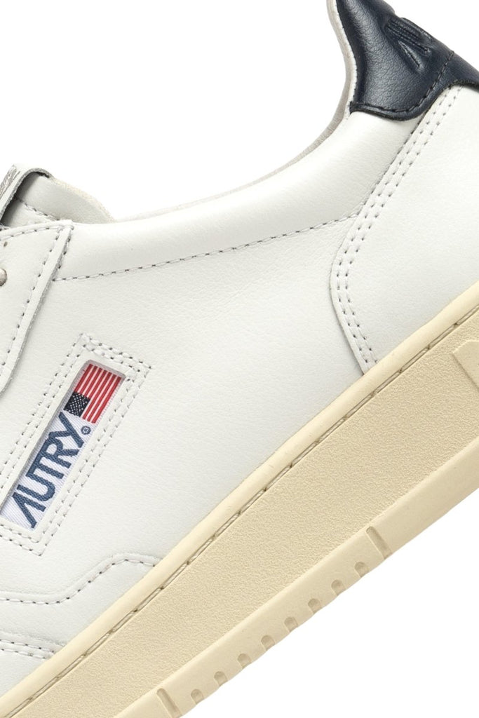 Medalist Low / White Space - STER/EO MUCLow TopAutry42White
