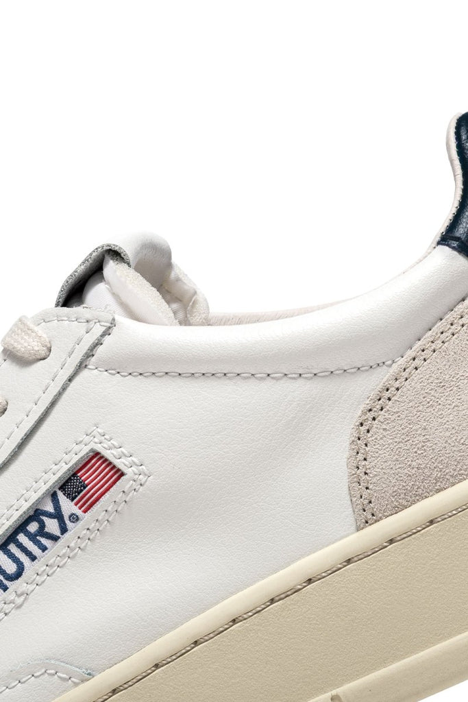 Medalist Low / White Suede Blue - STER/EO MUCLow TopAutry41Multi